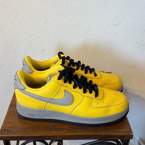 Nike custom made crypto XRP Yellow and Black Athletic Shoes - Picture 3 of 8